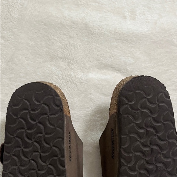 Birkenstock Kids Shoes in Brown and Black - Picture 5 of 15